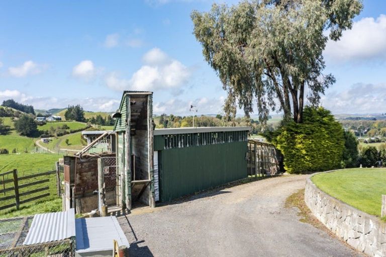 Photo of property in 16a Tamumu Road, Waipawa, 4210