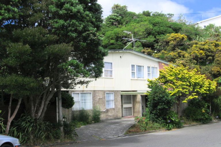 Photo of property in 6 Baffin Grove, Kingston, Wellington, 6021