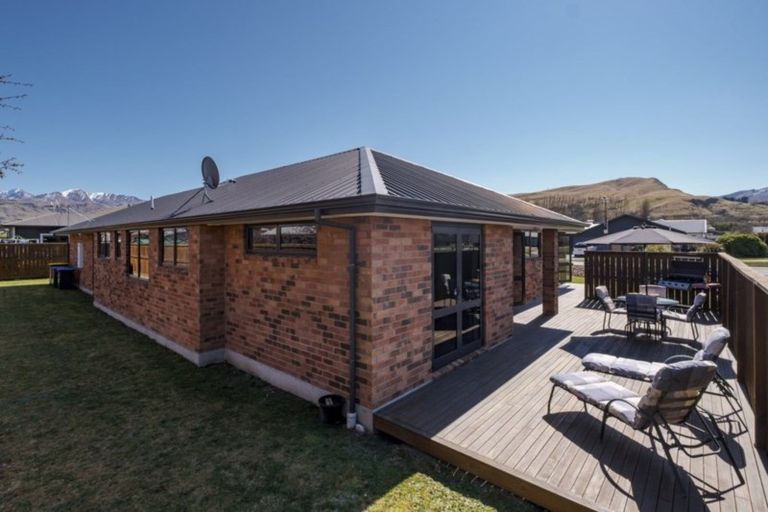 Photo of property in 74 Howards Drive, Lake Hayes, Queenstown, 9304
