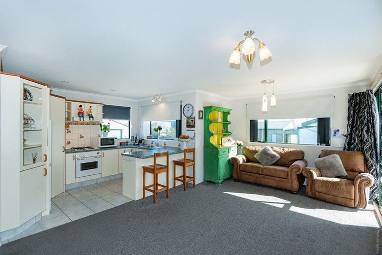Photo of property in 6 Geisha Road, Waikuku, Rangiora, 7473