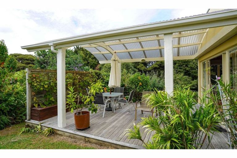 Photo of property in 25 Edkins Road, Kerikeri, 0230