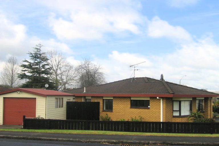 Photo of property in 2/31 Onslow Road, Papakura, 2110