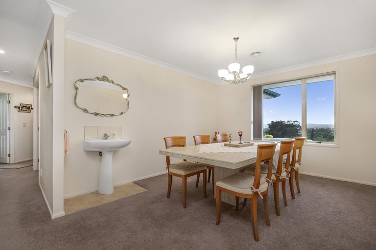 Photo of property in 167 Polo Prince Drive, Alfriston, Auckland, 2105