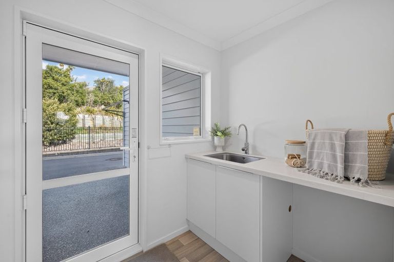 Photo of property in Maltworks Villas, 54/60 Port Hills Road, Heathcote Valley, Christchurch, 8022