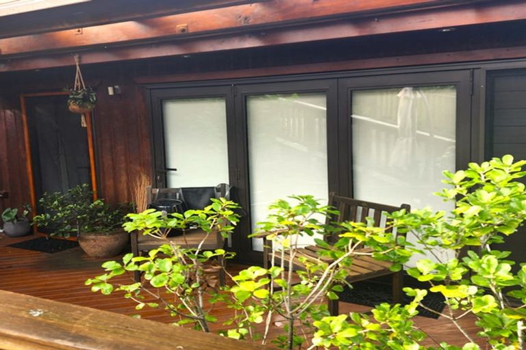 Photo of property in 30 Maire Road, Orewa, 0931