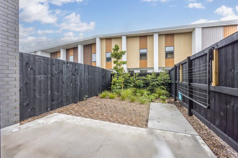 Photo of property in 14 Arvo Lane, Hobsonville, Auckland, 0616