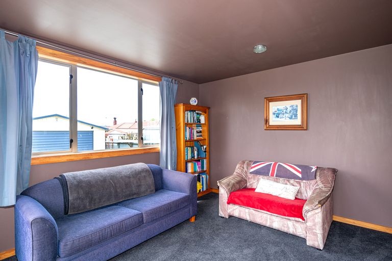 Photo of property in 8 Mowbray Street, Watlington, Timaru, 7910