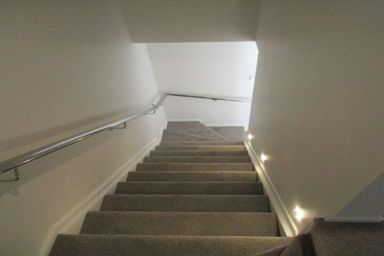 Photo of property in 8 Treeline Lane, Flat Bush, Auckland, 2019