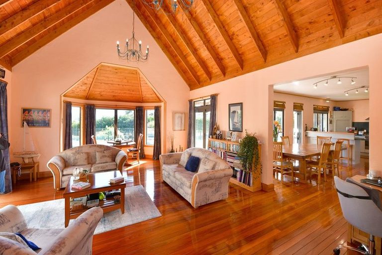 Photo of property in 836 Sandspit Road, Warkworth, 0982