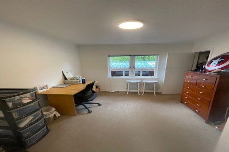 Photo of property in 2/10 Belmont Terrace, Milford, Auckland, 0620