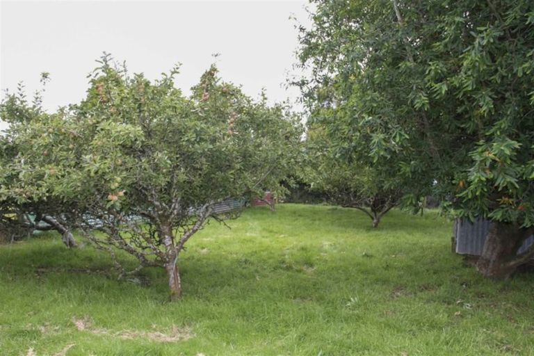 Photo of property in 68 Clifden Highway, Tuatapere, 9691