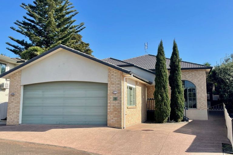 Photo of property in 15 Reidy Place, Pukekohe, 2120