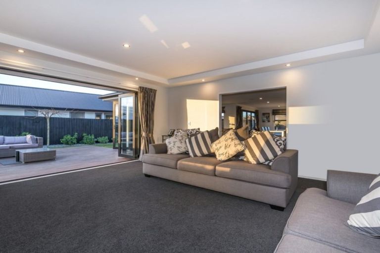 Photo of property in 41 Te Whenu Crescent, Marshland, Christchurch, 8083