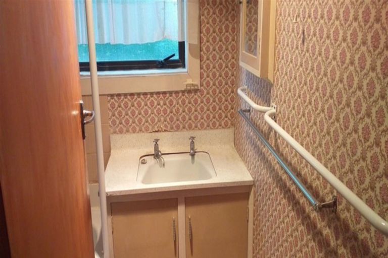 Photo of property in 1/96 Main North Road, Papanui, Christchurch, 8052