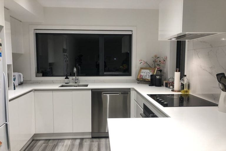 Photo of property in 9 Raymond Grace Avenue, Huapai, Kumeu, 0810