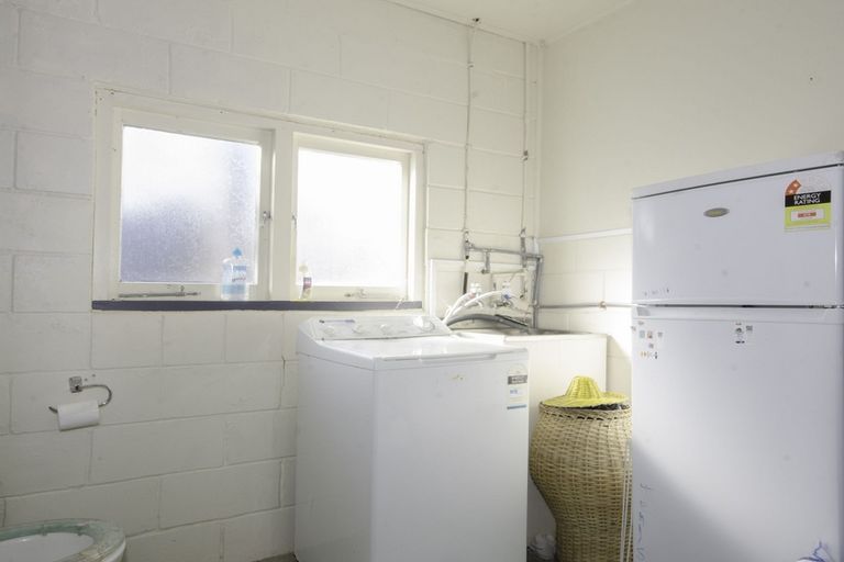 Photo of property in 9 Snowden Place, Raglan, 3225