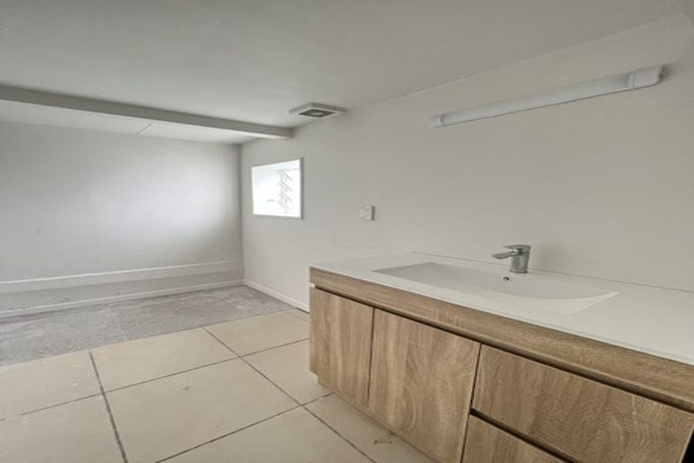 Photo of property in 217 Sunnynook Road, Wairau Valley, Auckland, 0627