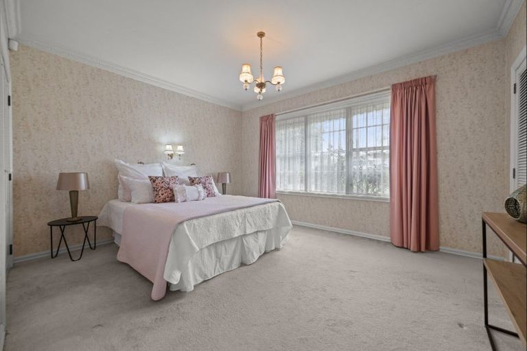 Photo of property in 15a Long Melford Road, Awapuni, Palmerston North, 4412