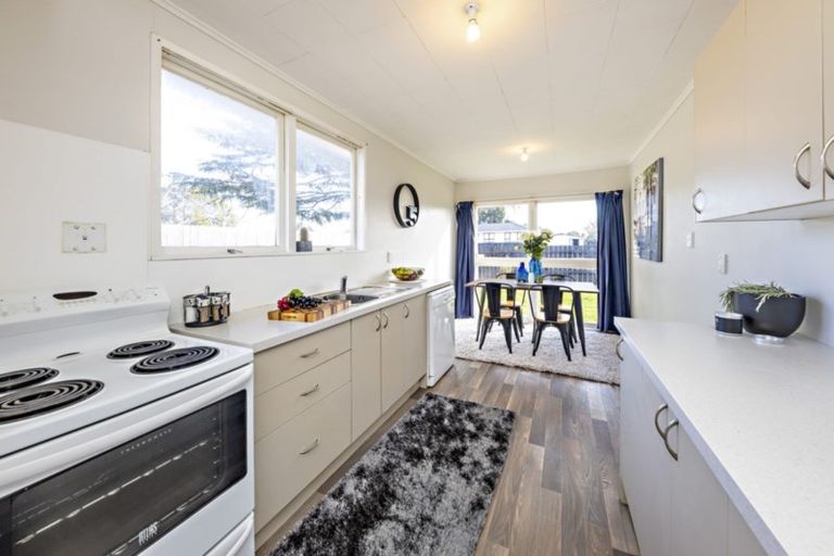 Photo of property in 151 Chichester Drive, Rosehill, Papakura, 2113