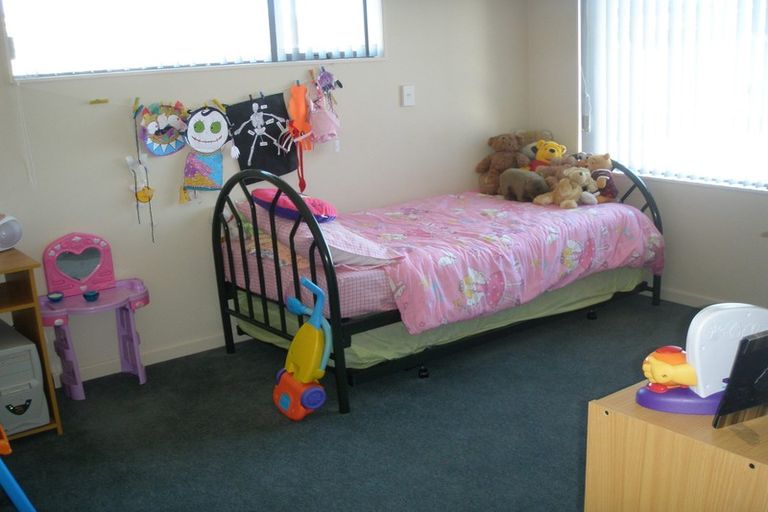 Photo of property in 120 Wexford Road, Miramar, Wellington, 6022