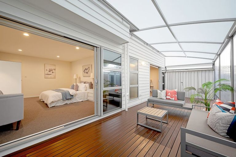 Photo of property in 9 Platinum Rise, Ranui, Auckland, 0612