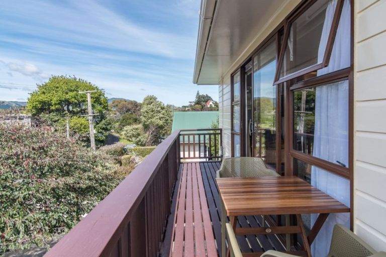 Photo of property in 91 Renown Road, Raumati South, Paraparaumu, 5032