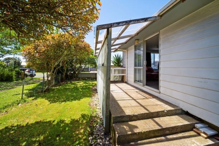 Photo of property in 91 Ranfurly Street, Waitara, 4320