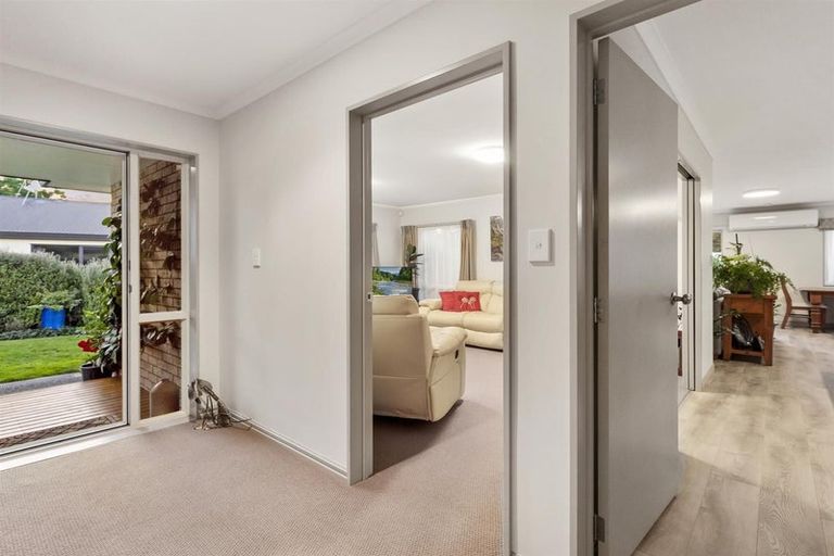 Photo of property in 21 Dowman Place, Te Puke, 3119