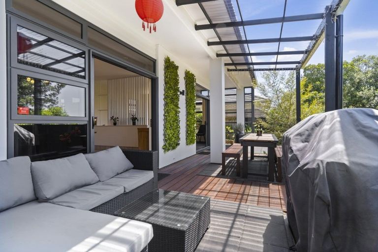 Photo of property in 6 Ella Place, Papamoa Beach, Papamoa, 3118