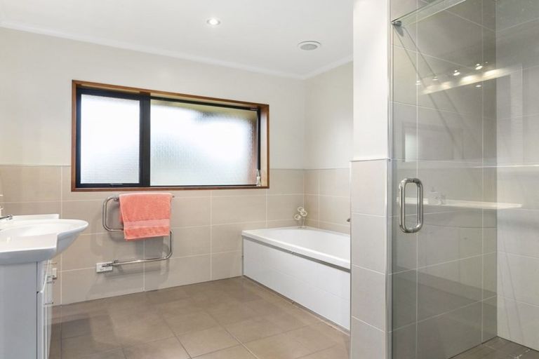 Photo of property in 17 Fenty Place, Mosgiel, 9024