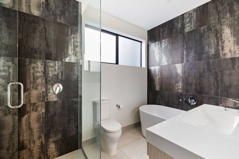 Photo of property in 24 Orford Drive, Jacks Point, Queenstown, 9371