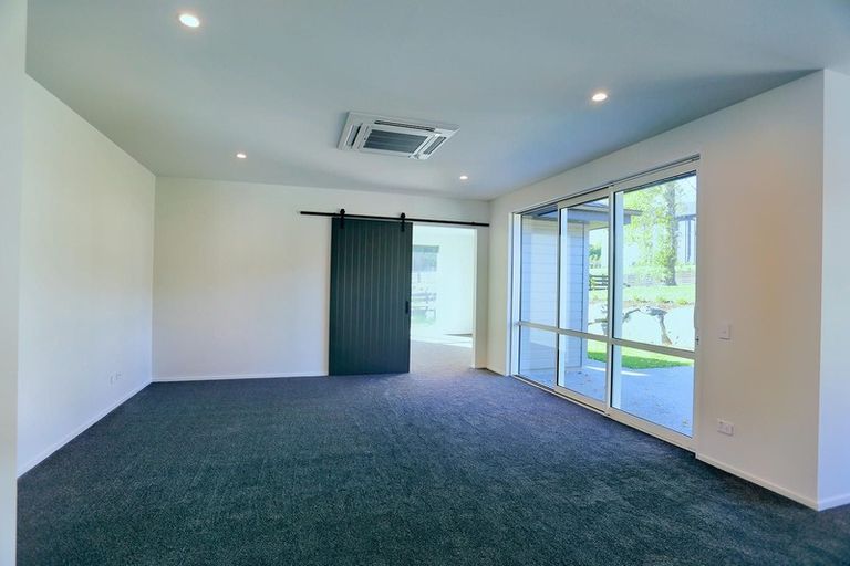 Photo of property in 16 Redwoods Lane, Helensburgh, Dunedin, 9010