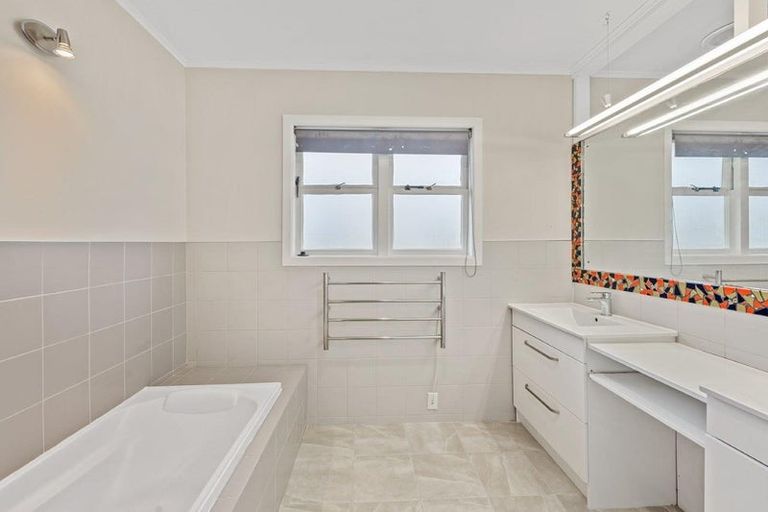 Photo of property in 9 Ramsey Street, Papatoetoe, Auckland, 2025