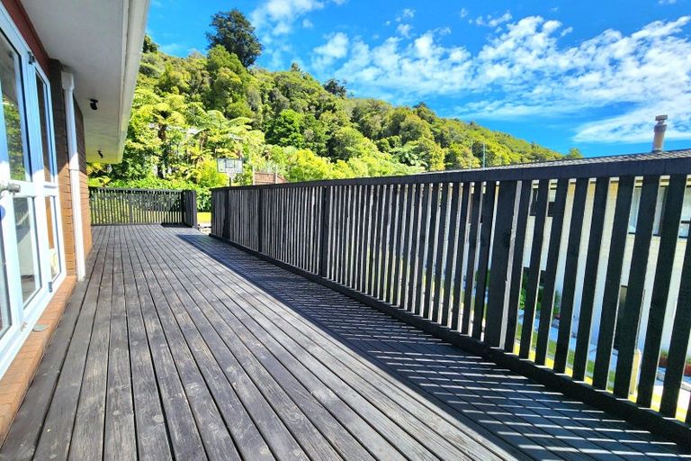 Photo of property in 44 Power Road, Karoro, Greymouth, 7805