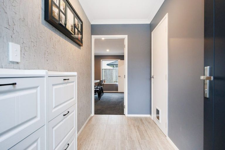 Photo of property in 8 Butler Place, Fitzherbert, Palmerston North, 4410