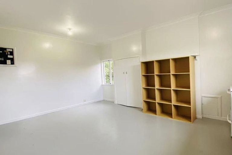Photo of property in 13 Gardner Avenue, New Lynn, Auckland, 0600