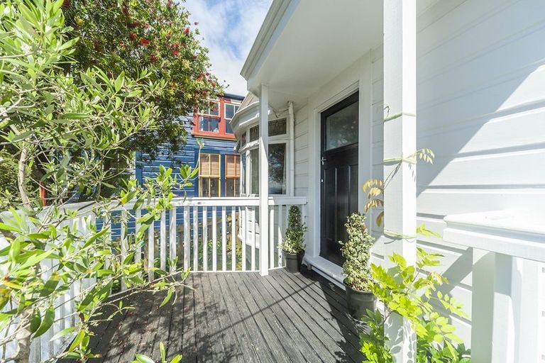 Photo of property in 29 Patanga Crescent, Thorndon, Wellington, 6011