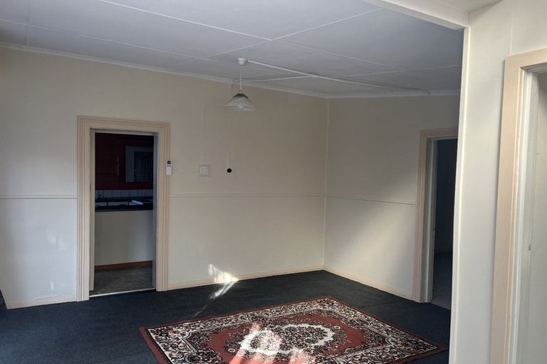Photo of property in 2 Jervois Terrace, Ohau, Levin, 5570