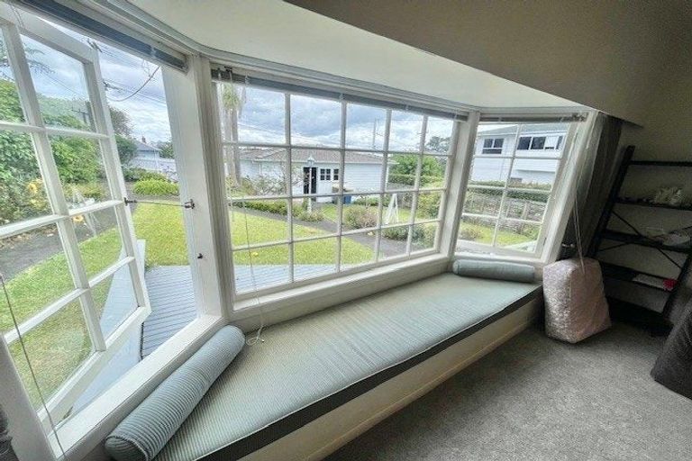 Photo of property in 63a Castor Road, Castor Bay, Auckland, 0620
