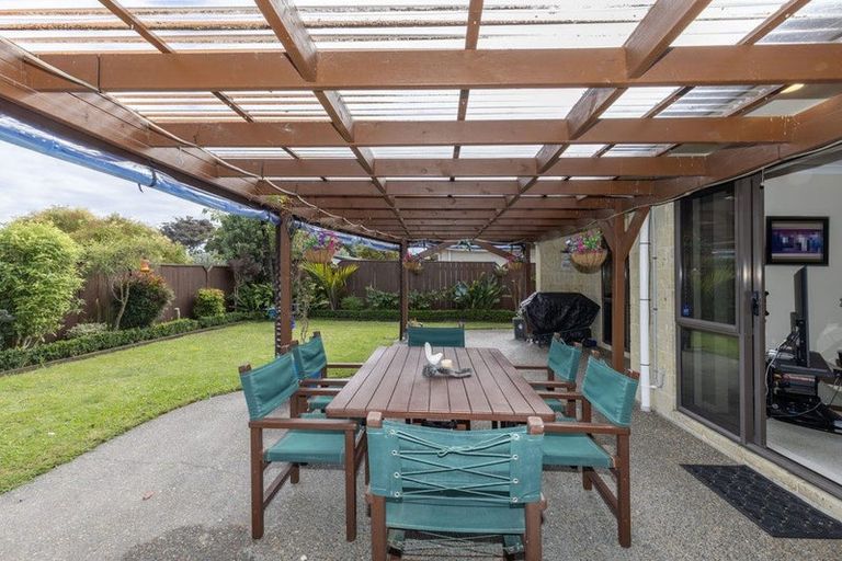 Photo of property in 196 Milne Drive, Paraparaumu, 5032