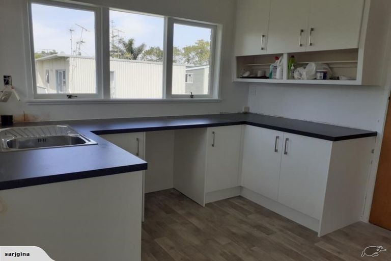 Photo of property in 4/24 Inverness Road, Browns Bay, Auckland, 0630