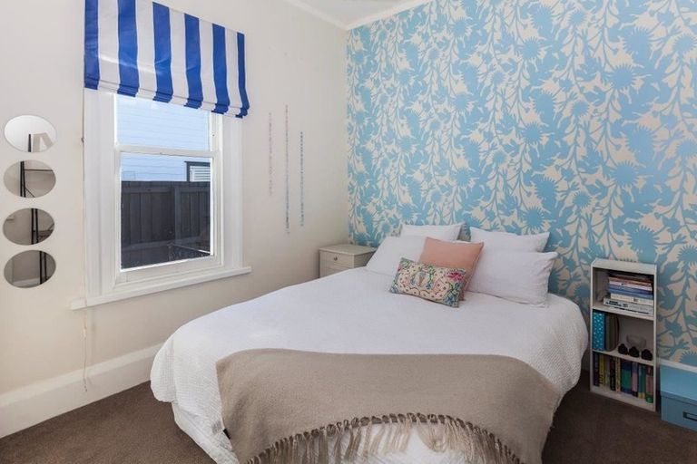 Photo of property in 216 Springfield Road, St Albans, Christchurch, 8014