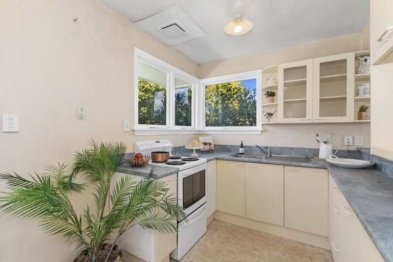 Photo of property in 1/1 Impala Place, Sockburn, Christchurch, 8042