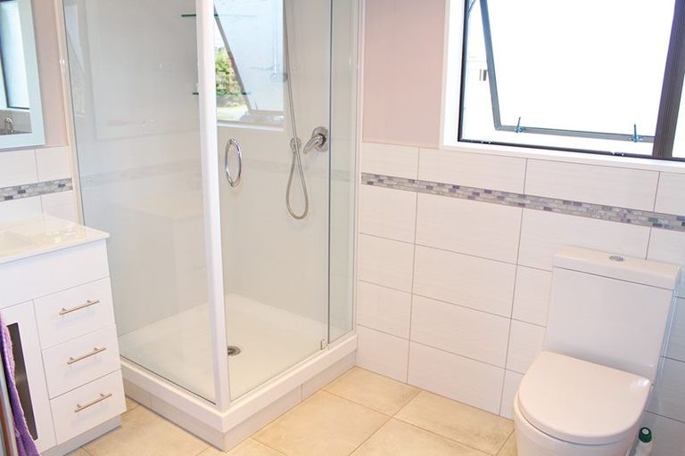 Photo of property in 2009 Ngunguru Road, Ngunguru, Whangarei, 0173