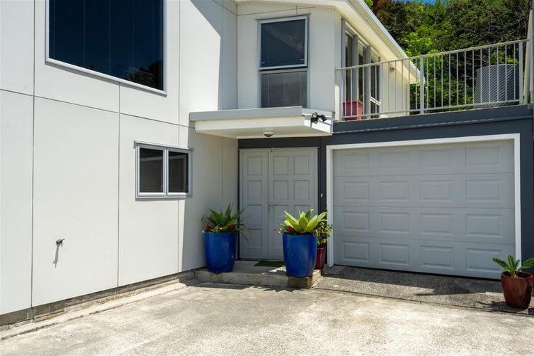 Photo of property in 15 Tohitapu Road, Paihia, 0200