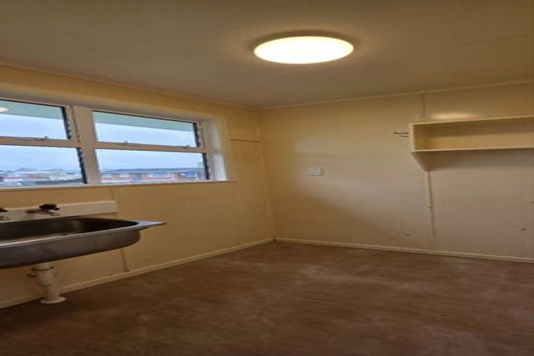 Photo of property in 29 Trelawney Crescent, Westown, New Plymouth, 4310