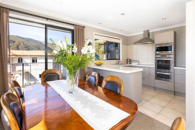 Photo of property in 103 Main Rd Havelock, Havelock, 7100