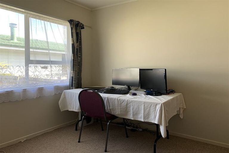 Photo of property in 1/4 Ambury Road, Mangere Bridge, Auckland, 2022