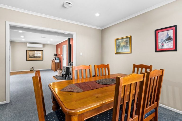 Photo of property in 8 Forsyth Street, Taradale, Napier, 4112