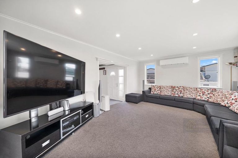Photo of property in 19 Jordan Road, Mangere, Auckland, 2022